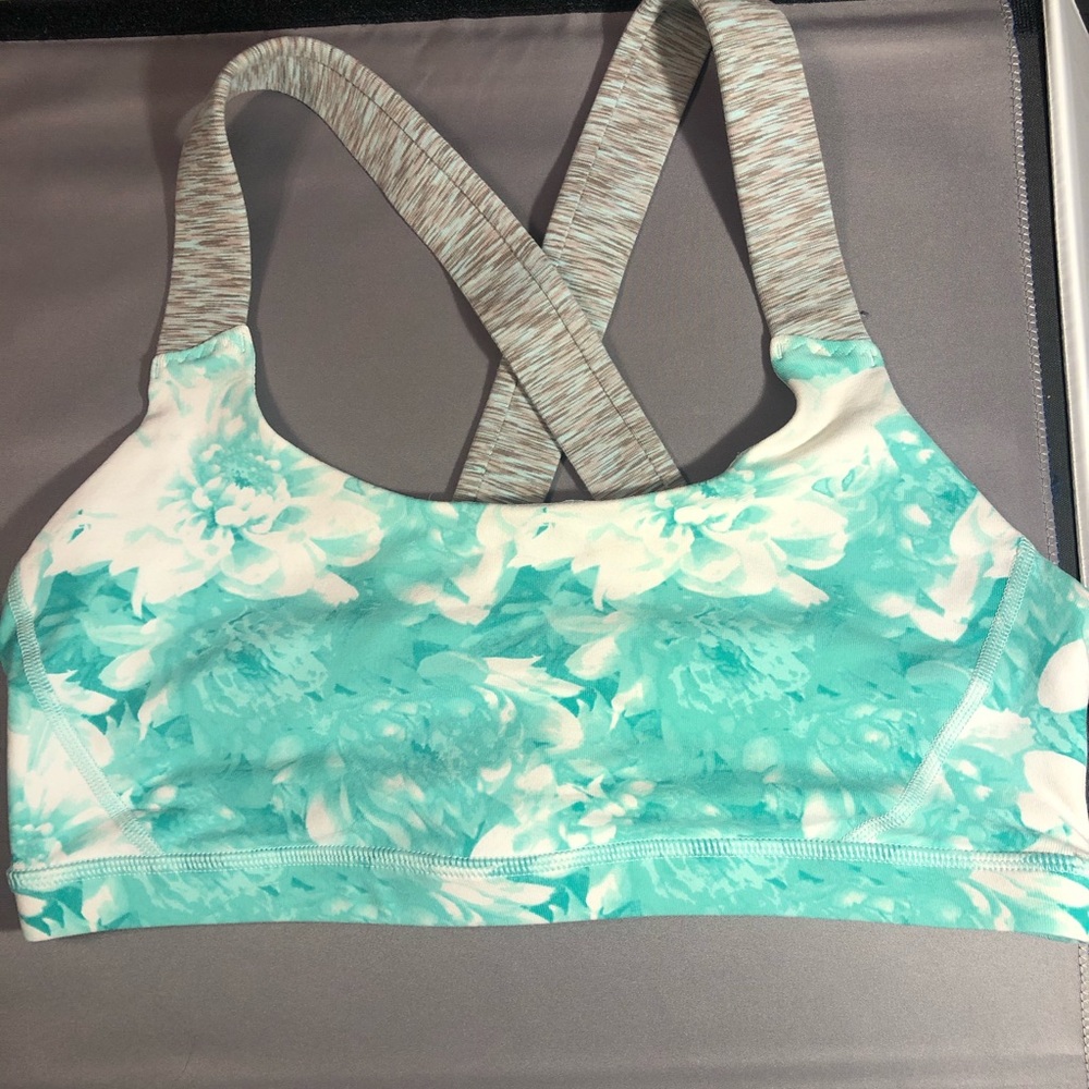 American Eagle Light Support Sports Bra L